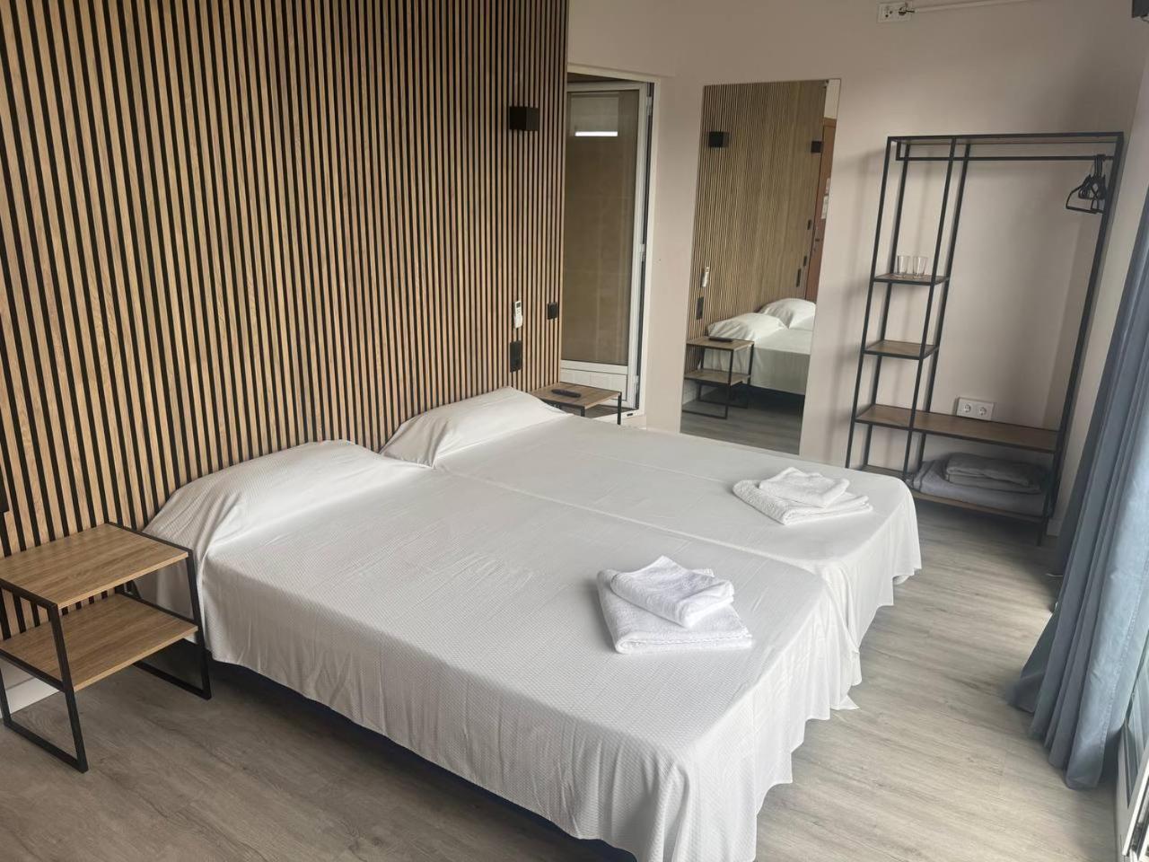 Hotel Colibri à Calella Chambre photo